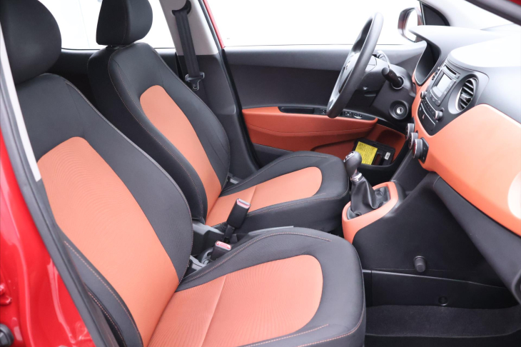 Hyundai i10 1,0 i 48kW CZ Klima Serv.Kniha