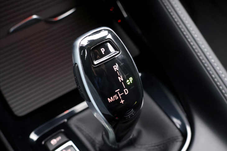 BMW X2 1,5 18i 100kW sDrive CZ