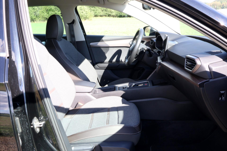 Seat Leon 2,0 TDI DSG Xcellence ST