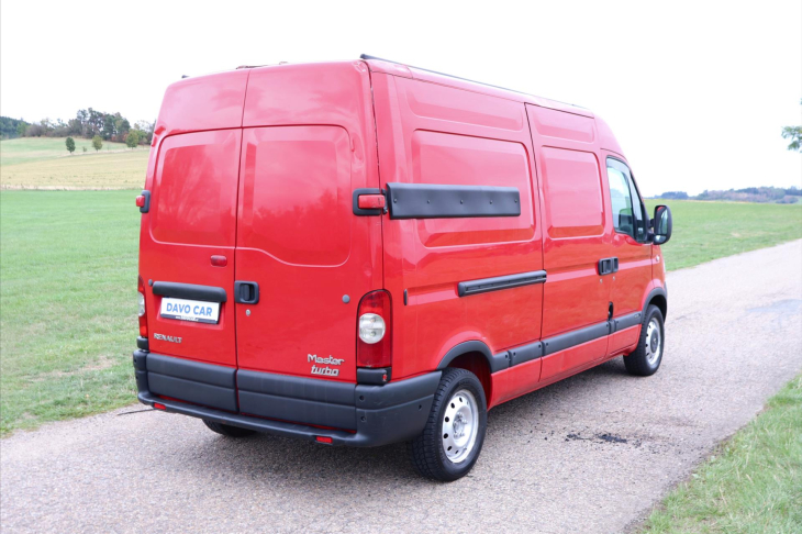Renault Master 2.5 dCi 74kW L2H2P2 CZ DPH