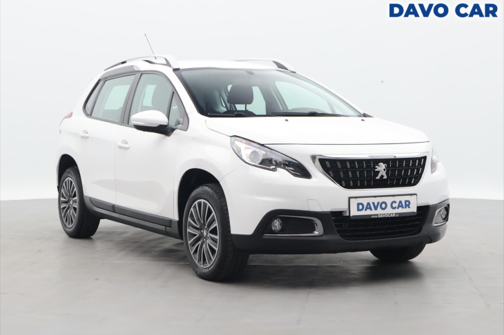 Peugeot 2008 1,2 PureTech 61kW Allure CZ