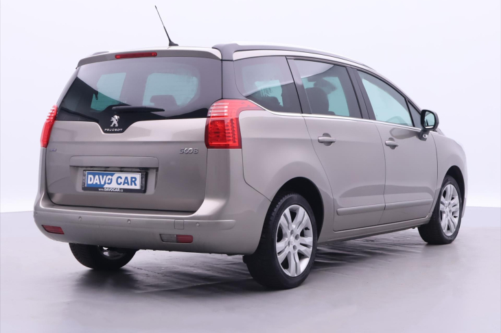 Peugeot 5008 1,6 BlueHDi 88kW Allure CZ
