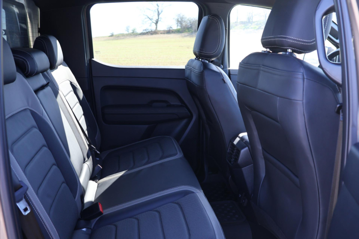 Volkswagen Amarok 3,0 TDI 177kW AVENTURA CZ DPH