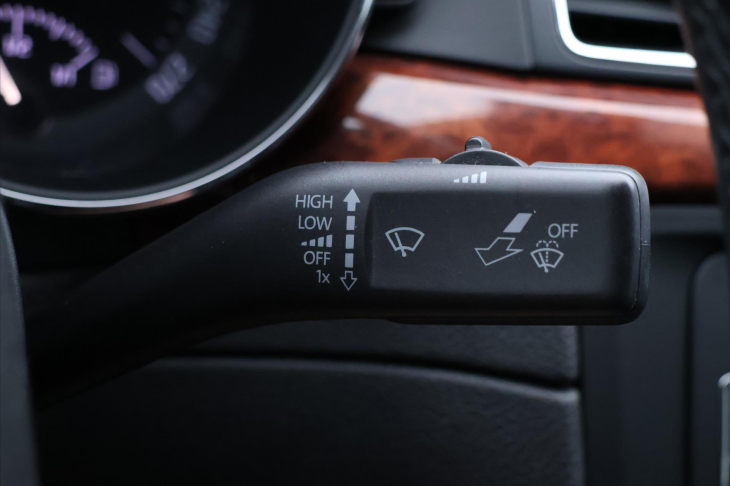 Škoda Superb 1,4 TSI Elegance Navi 1.Maj.