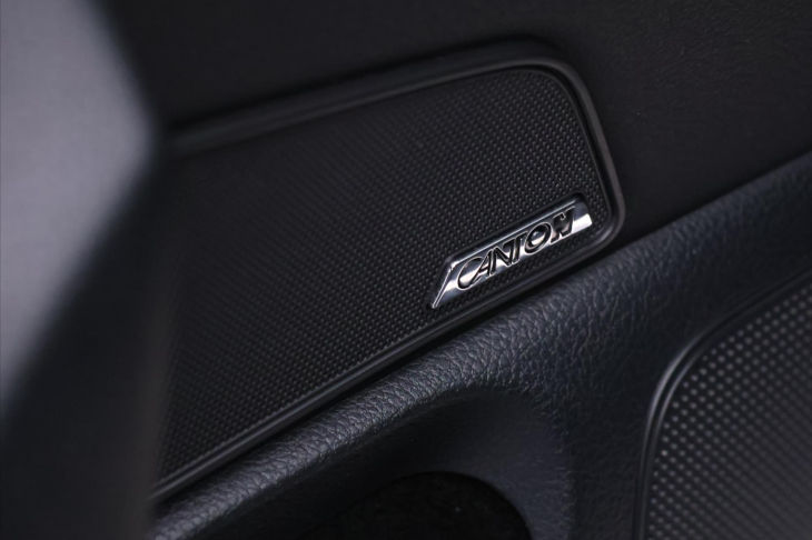 Škoda Superb 2,0 TDI 140kW DSG L&K 4x4 CZ