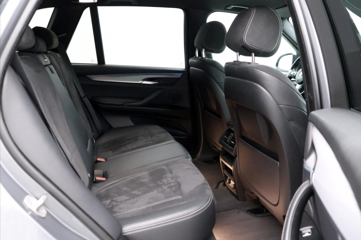 BMW X5 3,0 M50d 280kW xDrive Aut. CZ