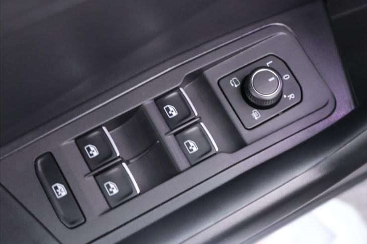 Volkswagen T-Roc 2,0 TDI 110kW 4Motion 1.Maj.