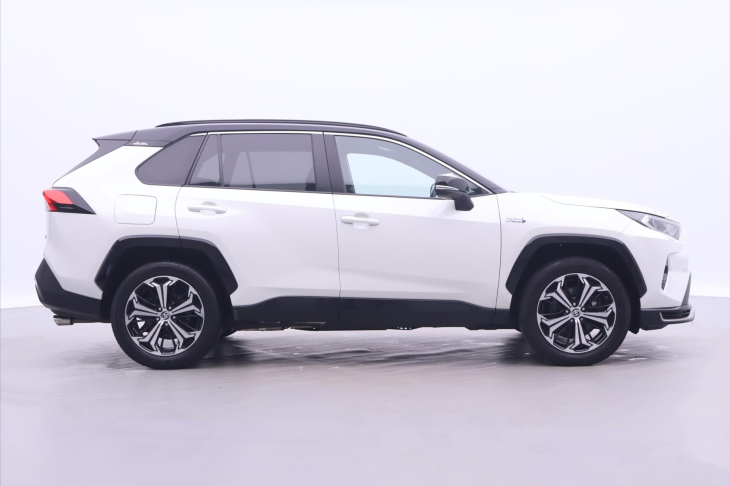Toyota RAV4 2,5 Plug-In 136kW 4WD CZ DPH