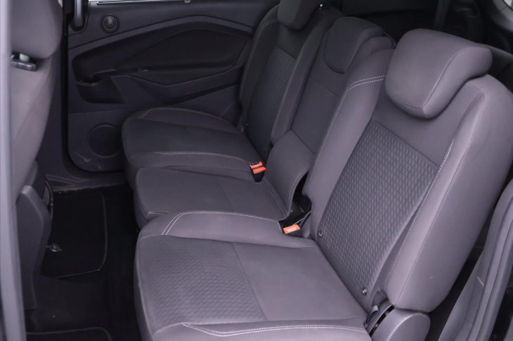 Ford Grand C-MAX 2,0 TDCI 110kW 7-Míst 1.Maj
