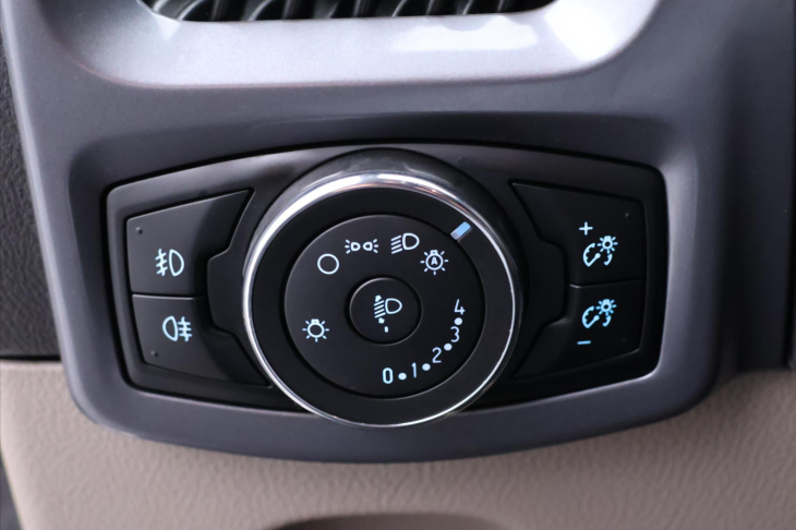 Ford Tourneo Custom 2,0 EcoBlue 125kW 9-Míst CZ