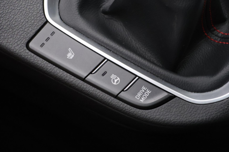 Hyundai i30 1,5 T-GDI N Line SmartKey CZ