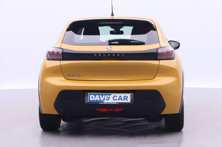 Peugeot 208 e-Allure 100kW DPH Elektro