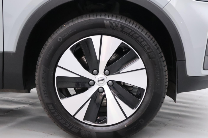 Volvo XC40 2.0 B3 120kW Core DCT CZ DPH
