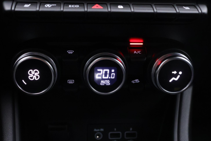 Renault Captur 1,3 TCe 103kW Aut. Kůže CZ