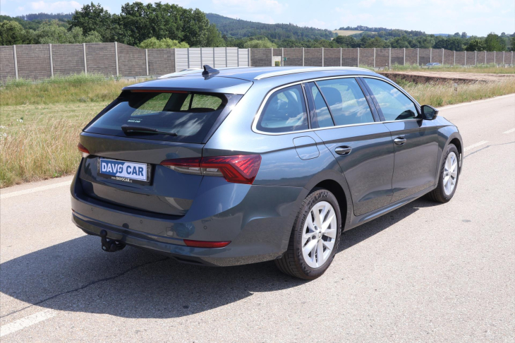 Škoda Octavia 2,0 TDI DSG Matrix Virtual DPH
