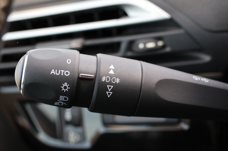 Citroën C4 SpaceTourer 1,2 PureTech 96kW Shine 1.Maj