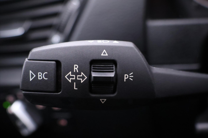 BMW X1 2,0 20d 120kW Xenon Navi 1.Maj