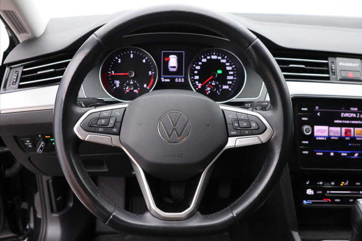Volkswagen Passat 2,0 110kW BMT DSG Business Variant