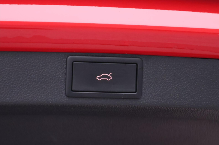 Škoda Octavia 2,0 TDI RS 147kW DSG 4X4 CZ