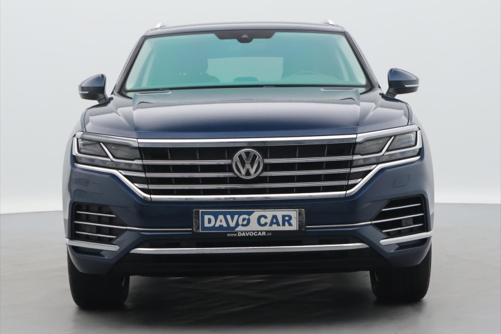 Volkswagen Touareg 3,0 TDI 210kW 4M LED DPH CZ
