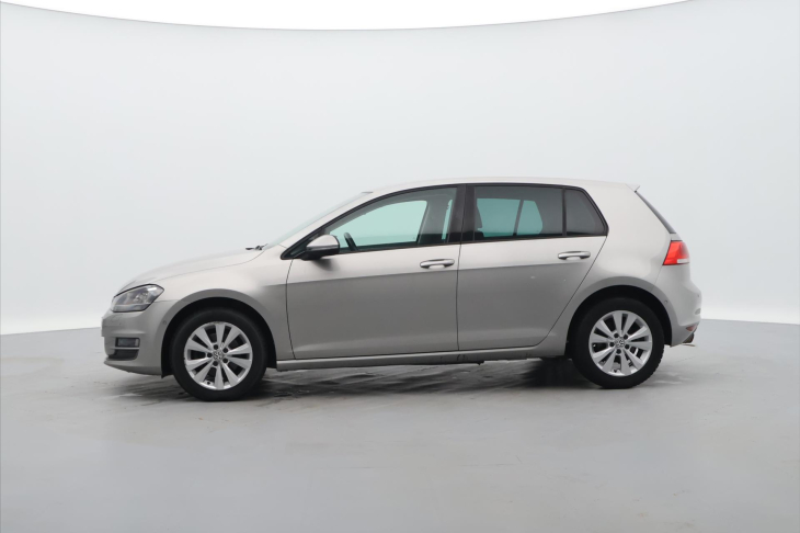 Volkswagen Golf 1,2 TSI Xenon Serv.kniha