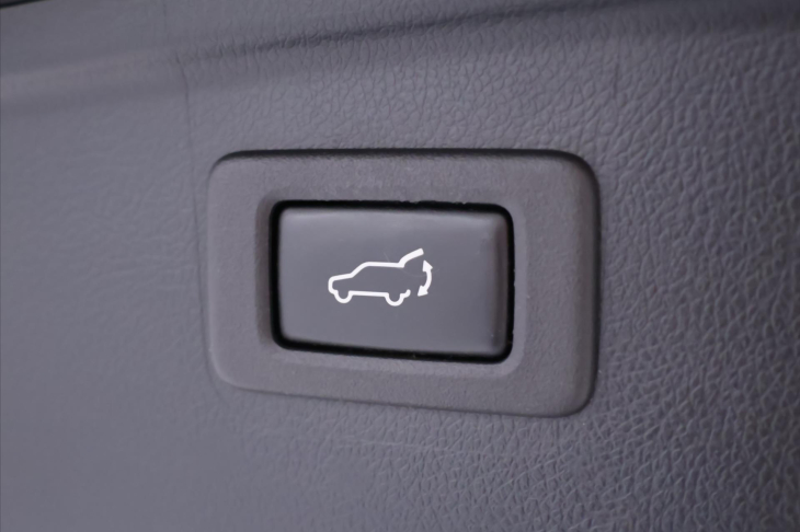 Subaru Outback 2,5 i 129kW Aut. AWD Kůže CZ