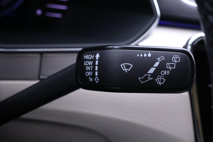 Škoda Superb 2,0 TDI  110 kW DSG DPH CZ