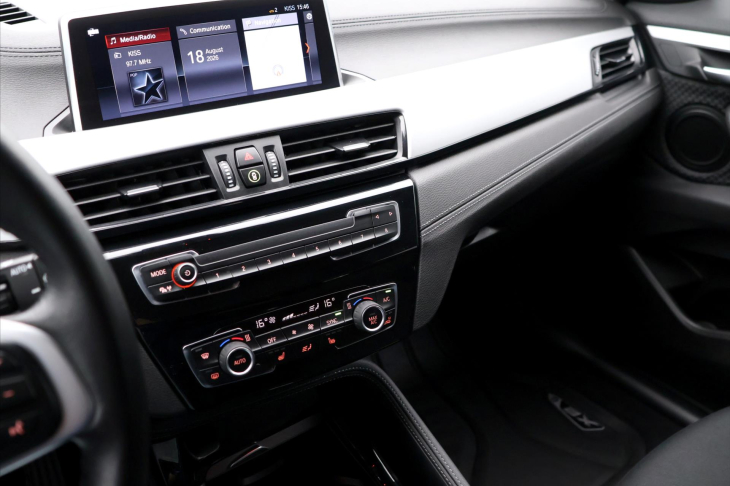 BMW X2 1,5 18i 100kW sDrive CZ