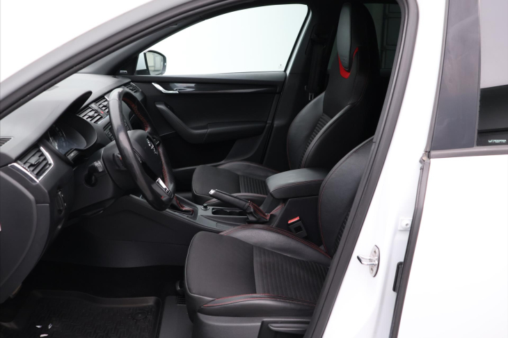 Škoda Octavia 2,0 TDI RS 135kW DSG CZ
