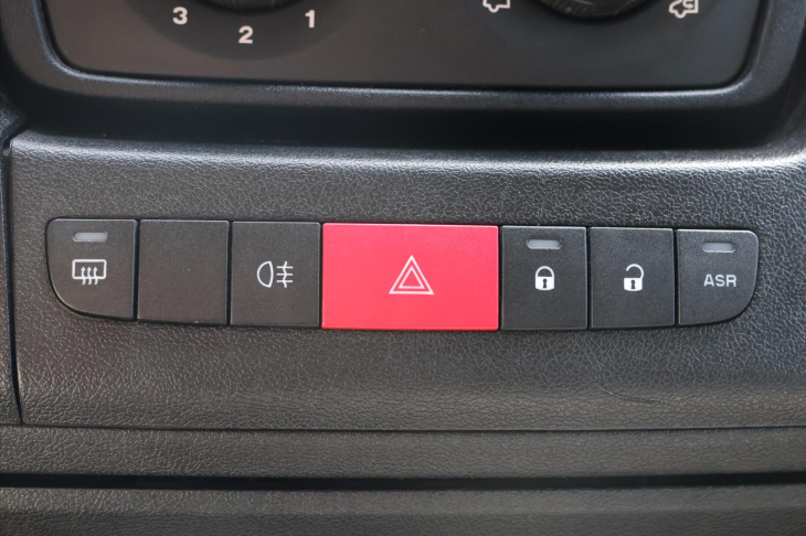 Peugeot Boxer 2,2 HDI 110kW CZ 10 Palet