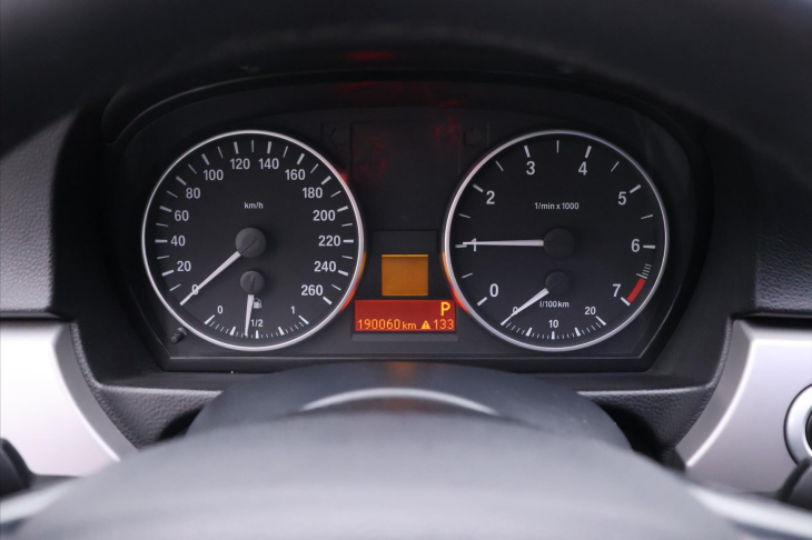 BMW Řada 3 2.0 320i 110kW Aut. Xenon