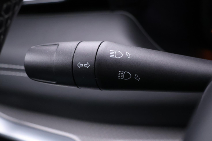 Jeep Compass 1,3 T-GDI Aut. Limited DPH 1.Maj