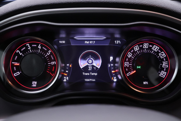 Dodge Challenger 3,6 V6 227kW Automat SXT