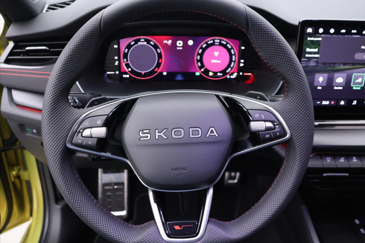 Škoda Octavia 2,0 TSI DSG RS DPH 1.maj CZ
