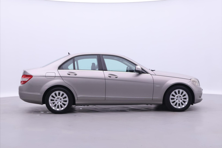 Mercedes-Benz Třídy C 2,2 220CDI 125kW  Elegance