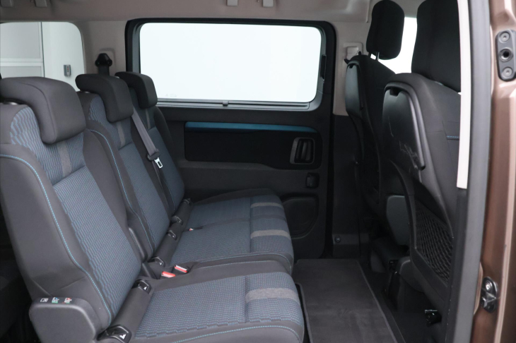 Peugeot Traveller 2,0 BlueHDi 110kW Aut.klima CZ