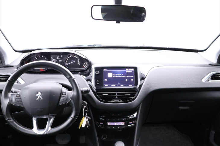 Peugeot 2008 1,2 PureTech 81 kW Aut.klima