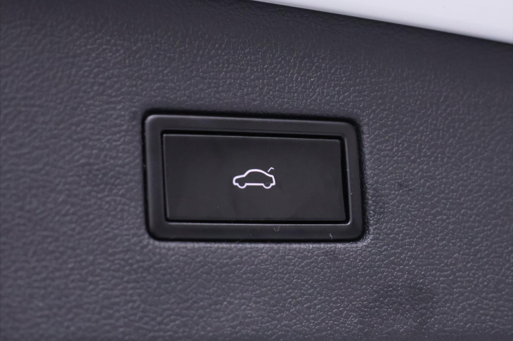 Volkswagen Tiguan Allspace 2,0 TDI DSG CZ Highline DPH