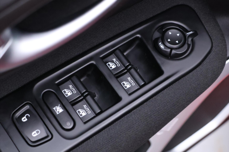 Jeep Renegade 1,0 TGDi 88kW Longitude