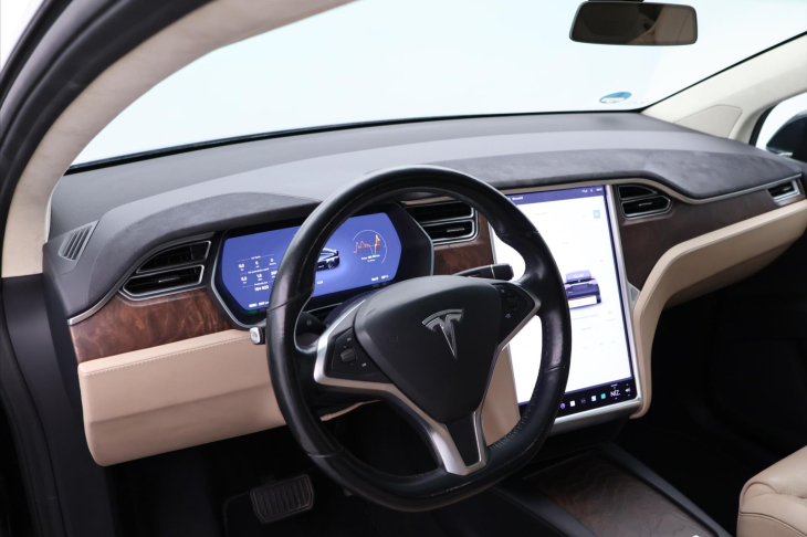 Tesla Model X 90D 79kW Tažné