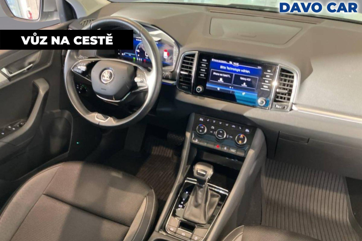 Škoda Karoq 2,0 TDI DSG Tour Virtual DPH