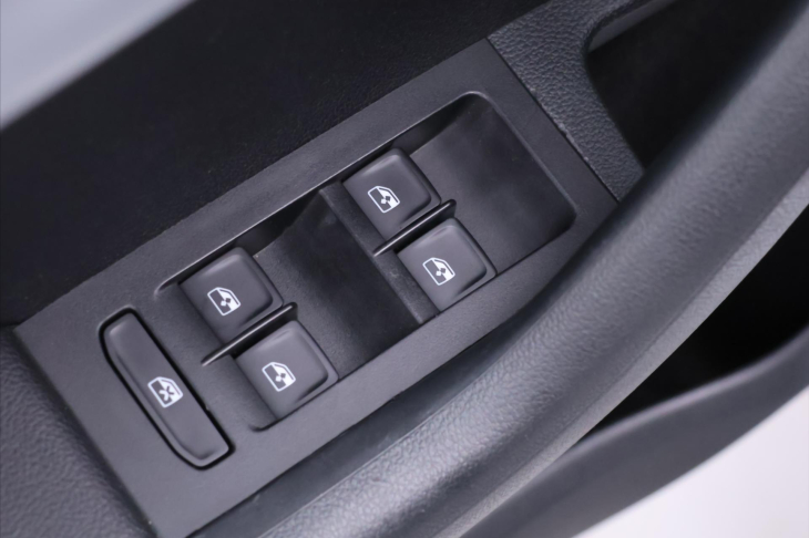 Škoda Octavia 1,6 TDI 85kW Ambition CZ