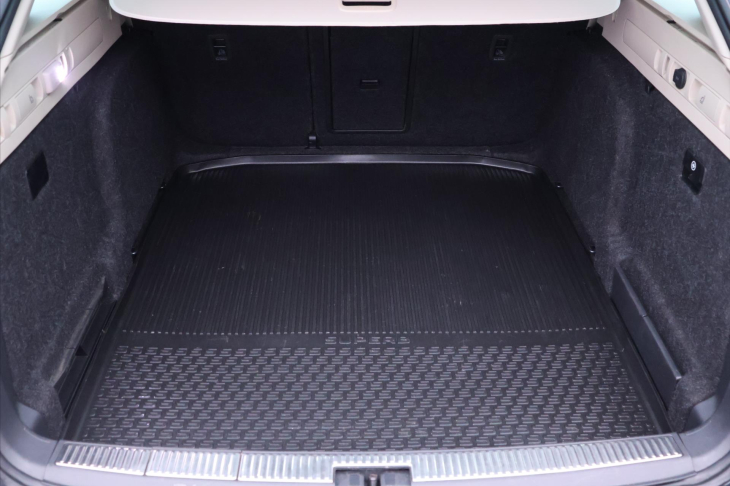 Škoda Superb 2,0 TSI 200kW L&K DSG 4x4 CZ