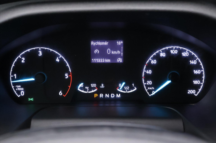 Ford Transit Custom 2,0 TDCI Aut. L2 6-Míst DPH