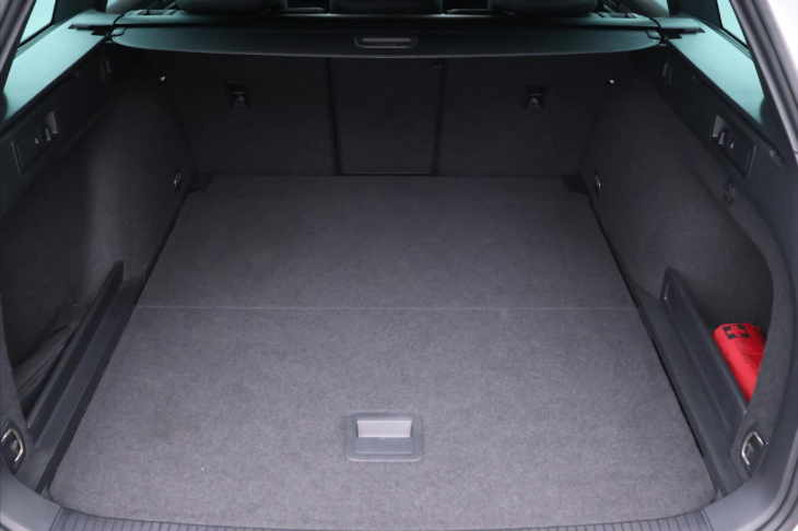 Volkswagen Passat 2,0 TSI 200kW CZ R-Line 4M