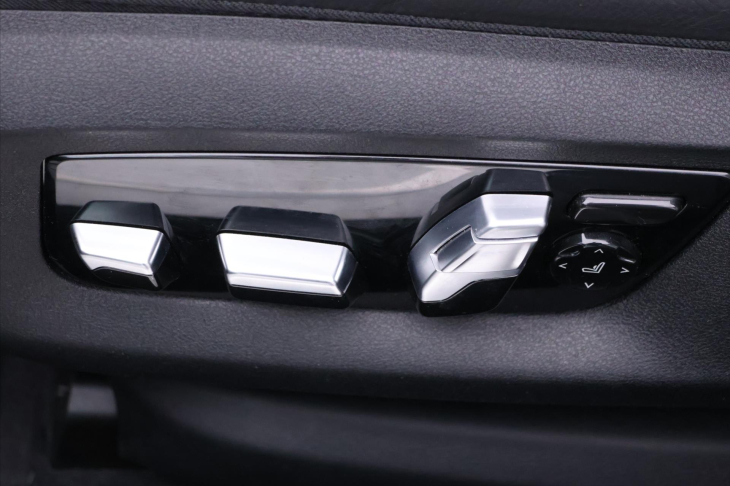 BMW Řada 7 3,0 730d xDrive 210kW M-paket