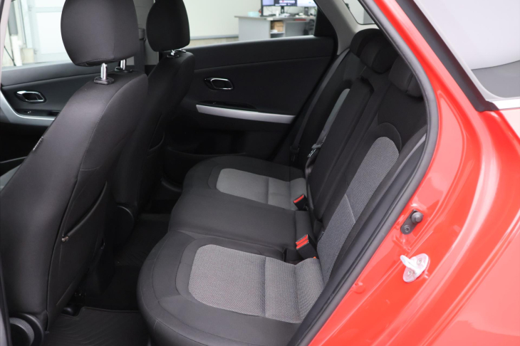 Kia Ceed 1,6 CRDI 100kW CZ Comfort Navi