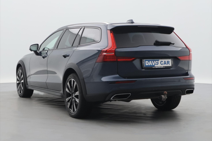 Volvo V60 2,0 145kW D4 4x4 DPH Cross Country