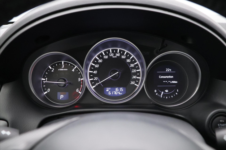 Mazda CX-5 2,2 SkyActiv-D 110kW AT Challenge
