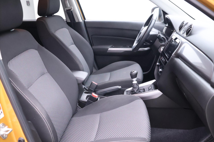 Suzuki Vitara 1,4 BoosterJet Hybrid Navi